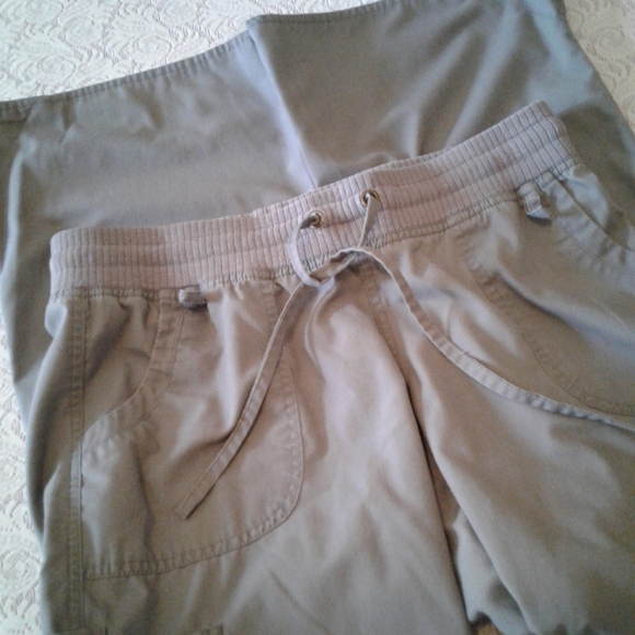 🌺 Almost New SCRUBS Gray Scrub Set - Picture 7 of 11